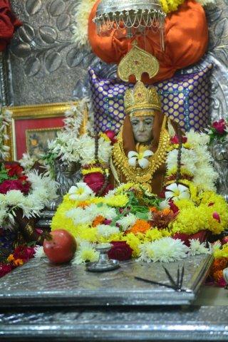 Aarti by Maharaja Samrjitsingh Gaekward